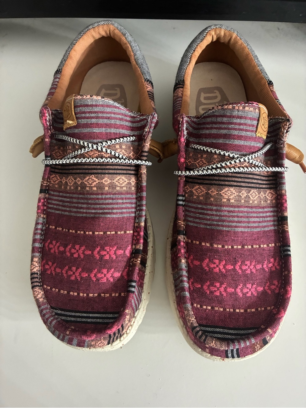 Hey Dude Men's Patterned Burgundy Pink Slip-On Loafers unisex